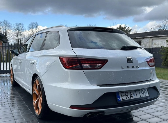 Seat Leon cena 51900 przebieg: 167000, rok produkcji 2014 z Radomsko małe 352